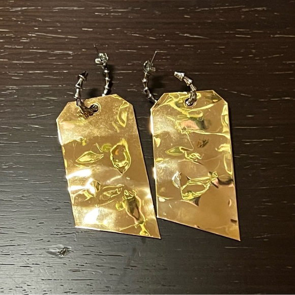Zara Gold Tone Dangle Earrings Hotel Resort Malibu Tags - Picture 6 of 7